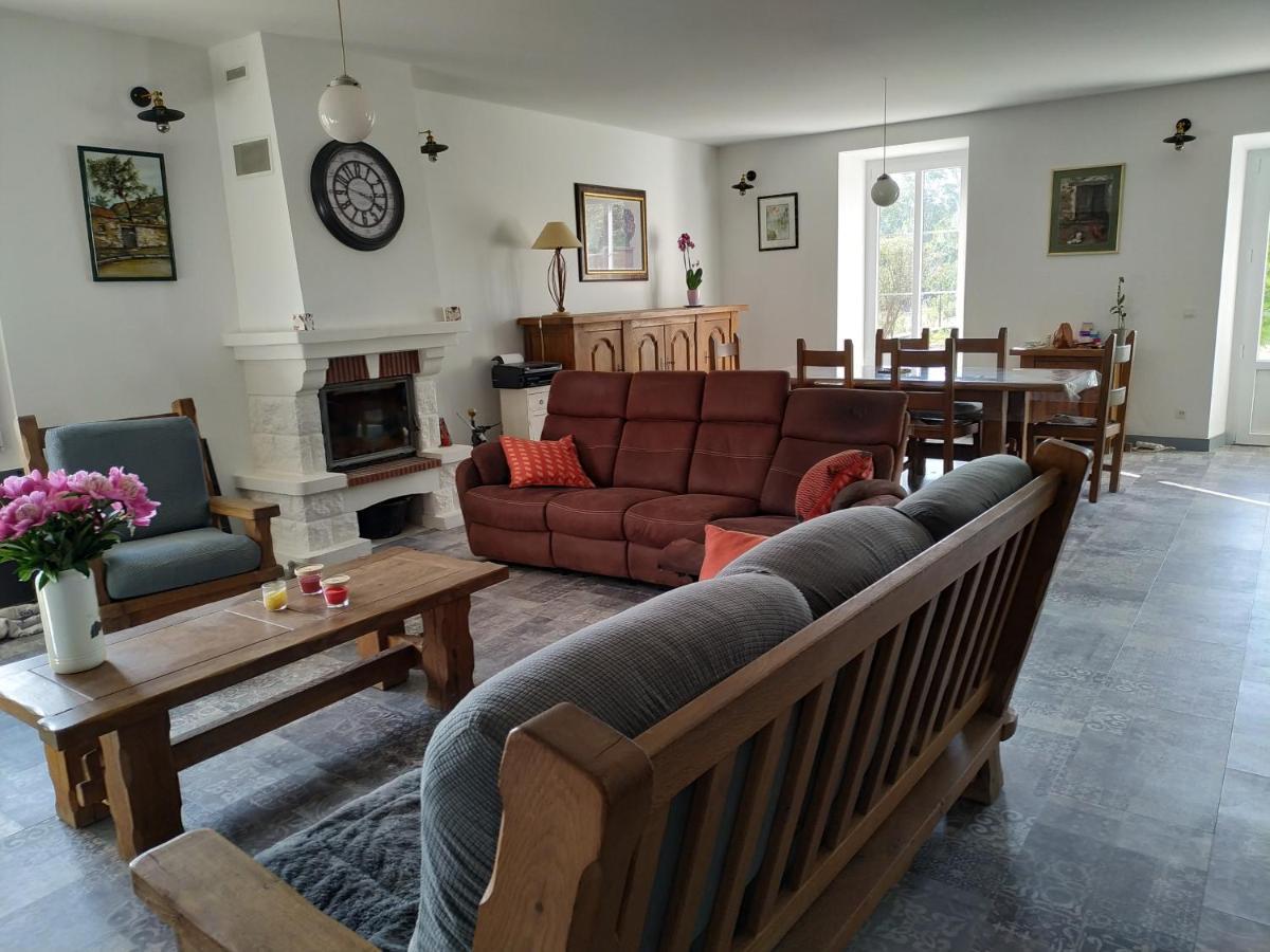 Chambre D'Hotes De Lamy 1 Pierrerue  Kültér fotó